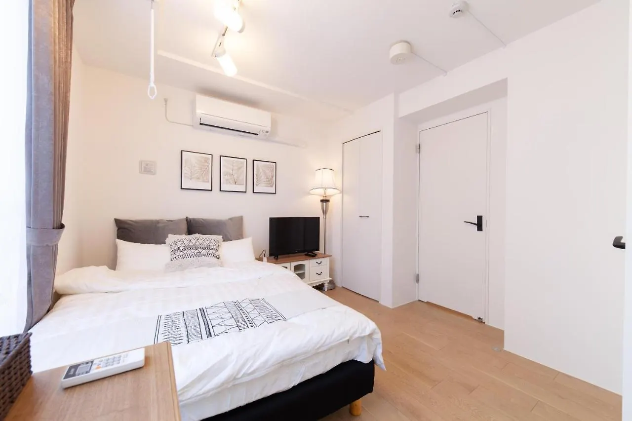 Legaland Gakushuinsita Tokyo Apartment